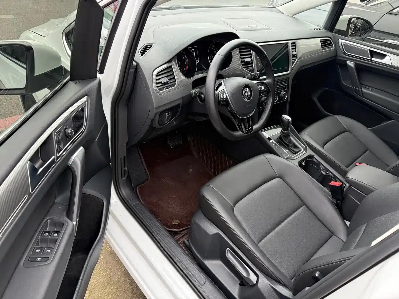 Golf Sportsvan 2020 280TSI Automatic Curiosity — миниатюра 7