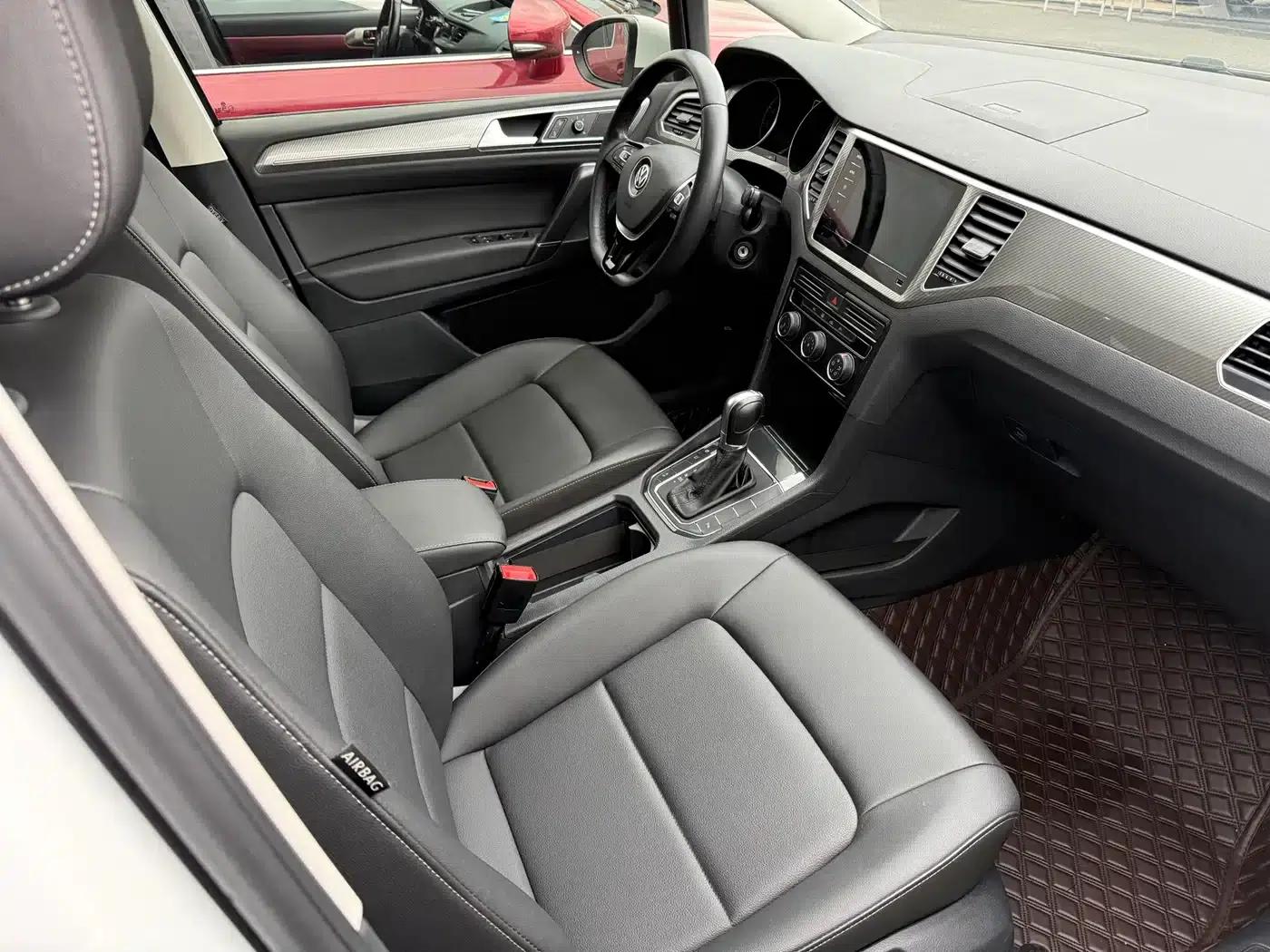 Golf Sportsvan 2020 280TSI Automatic Curiosity — миниатюра 9