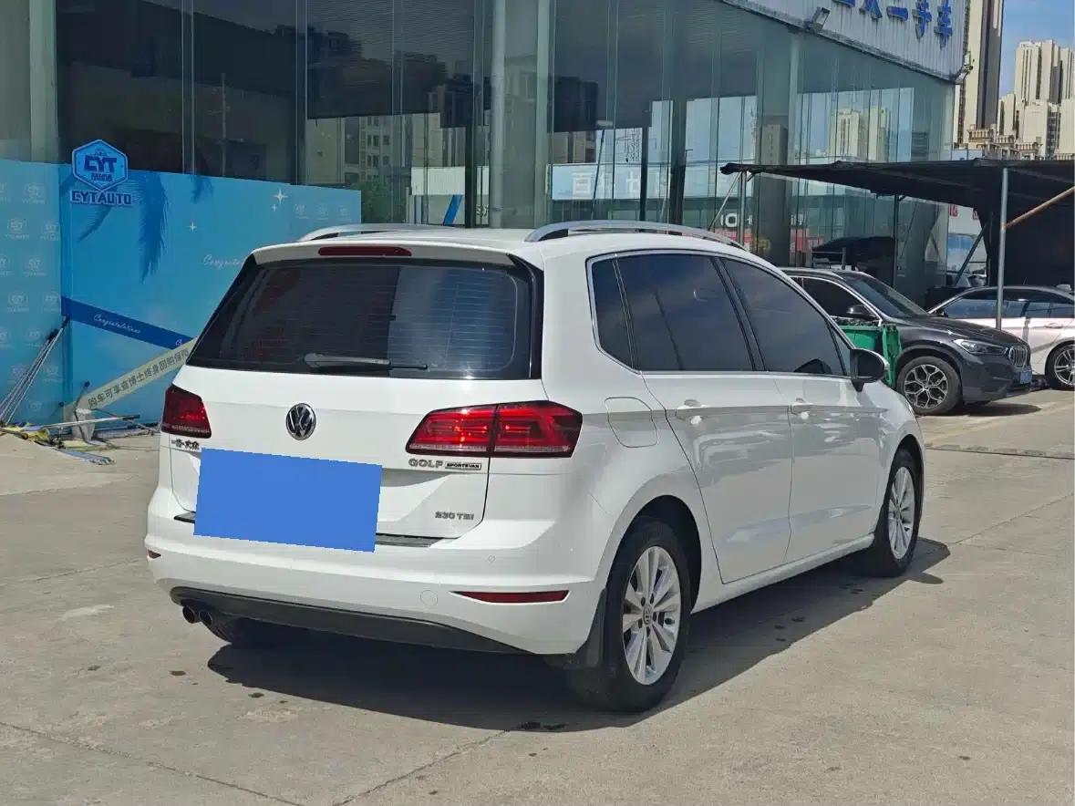 Golf Sportsvan 2018 230TSI Automatic Entry-Level — миниатюра 9
