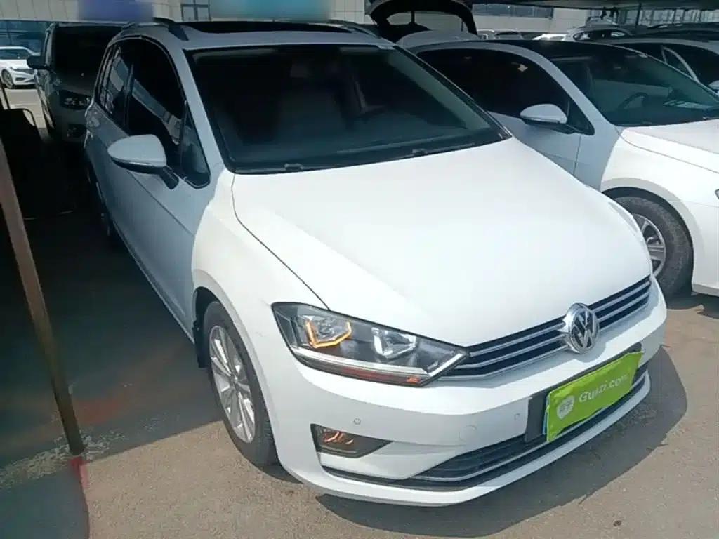 Golf Sportsvan 2016 230TSI Automatic Entry-Level Model — миниатюра 4
