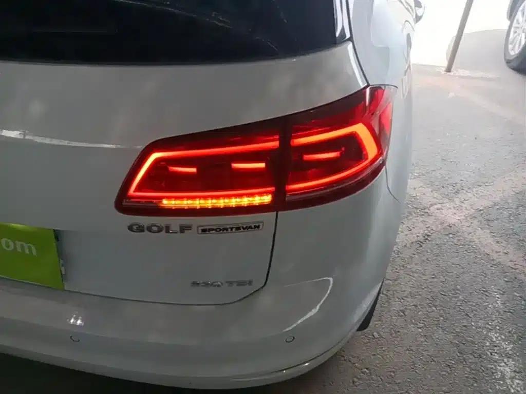 Golf Sportsvan 2016 230TSI Automatic Entry-Level Model — миниатюра 8