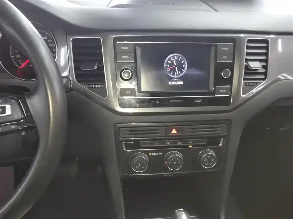 Golf Sportsvan 2018 230TSI Automatic Entry-Level — миниатюра 13