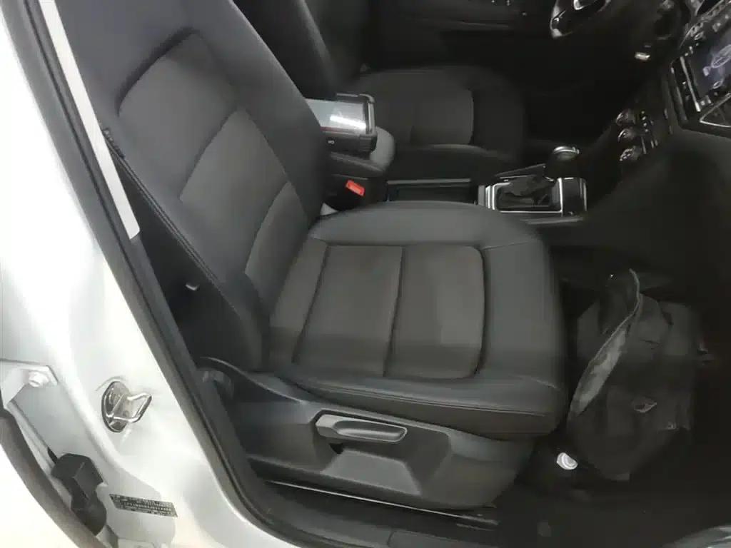 Golf Sportsvan 2018 230TSI Automatic Entry-Level — миниатюра 25