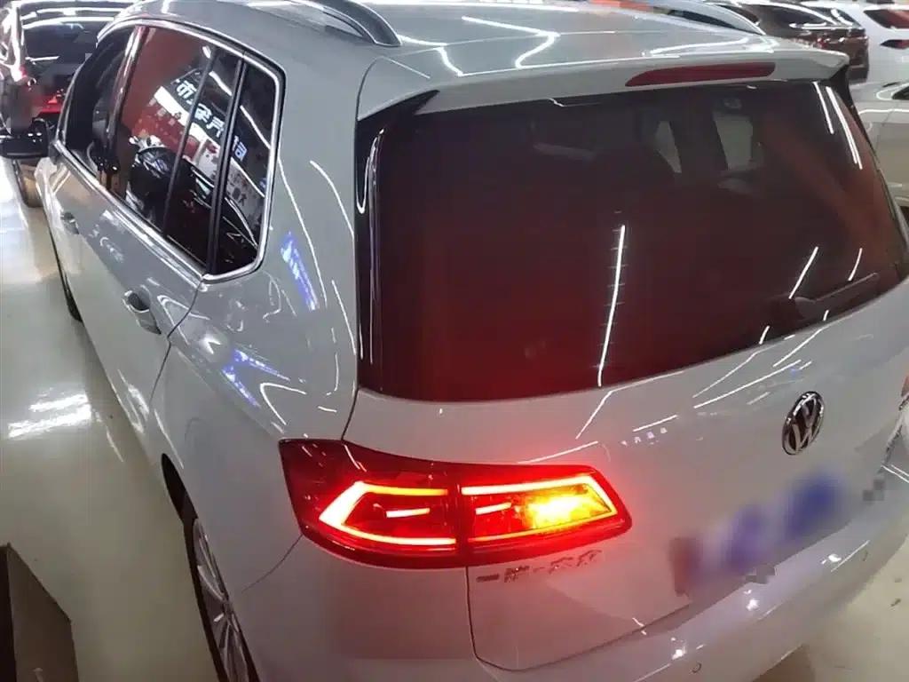 Golf Sportsvan 2018 230TSI Automatic Entry-Level — миниатюра 5