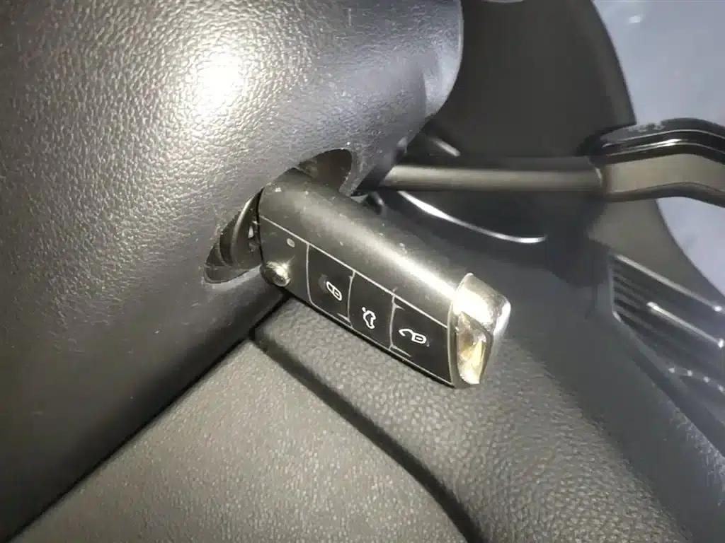 Golf Sportsvan 2018 230TSI Automatic Entry-Level — миниатюра 9