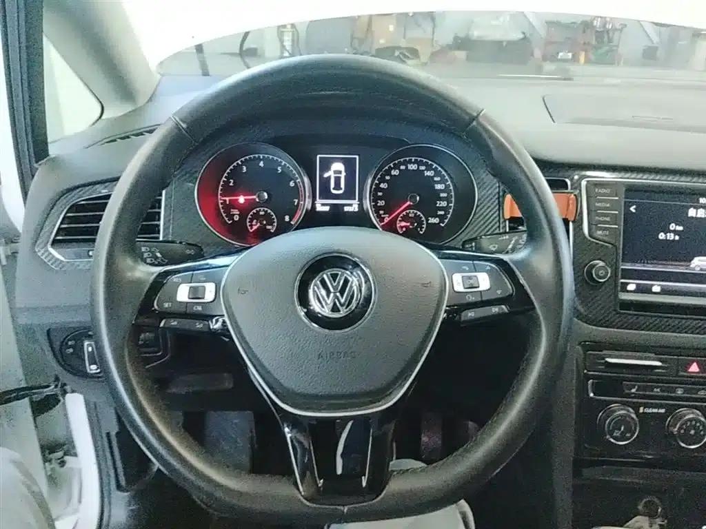 Golf Sportsvan 2016 280TSI Automatic Luxury — миниатюра 11