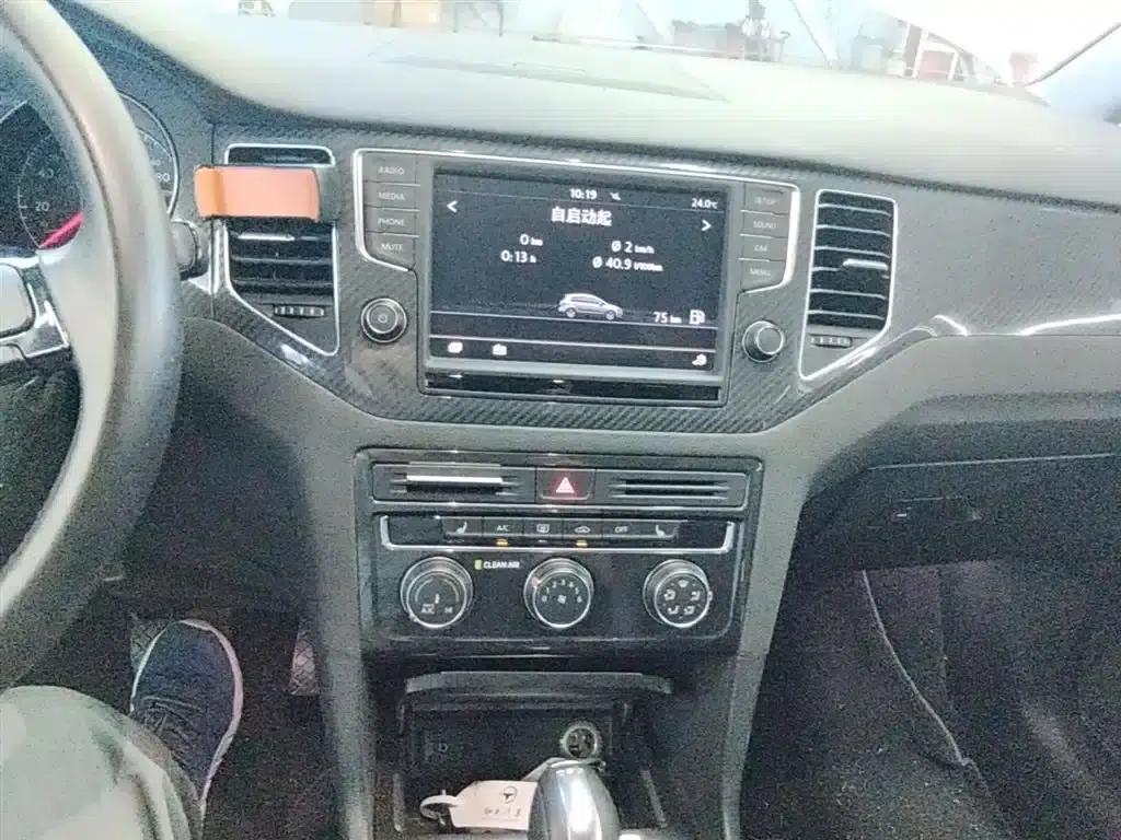 Golf Sportsvan 2016 280TSI Automatic Luxury — миниатюра 13