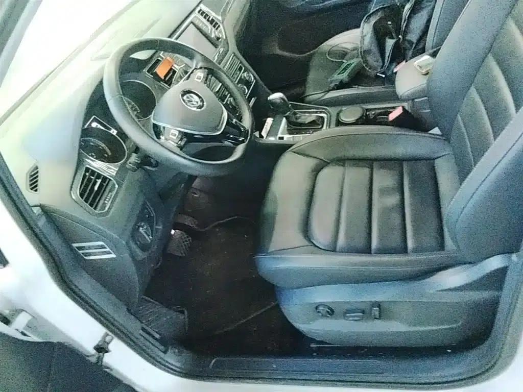 Golf Sportsvan 2016 280TSI Automatic Luxury — миниатюра 15