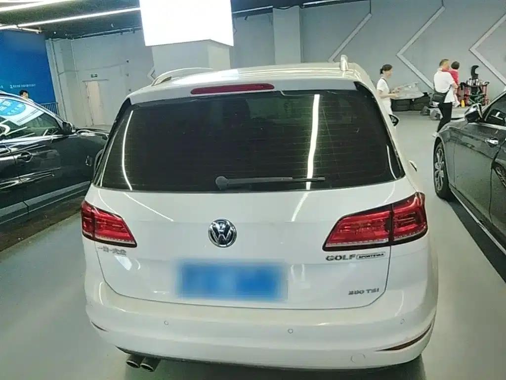 Golf Sportsvan 2016 280TSI Automatic Luxury — миниатюра 6