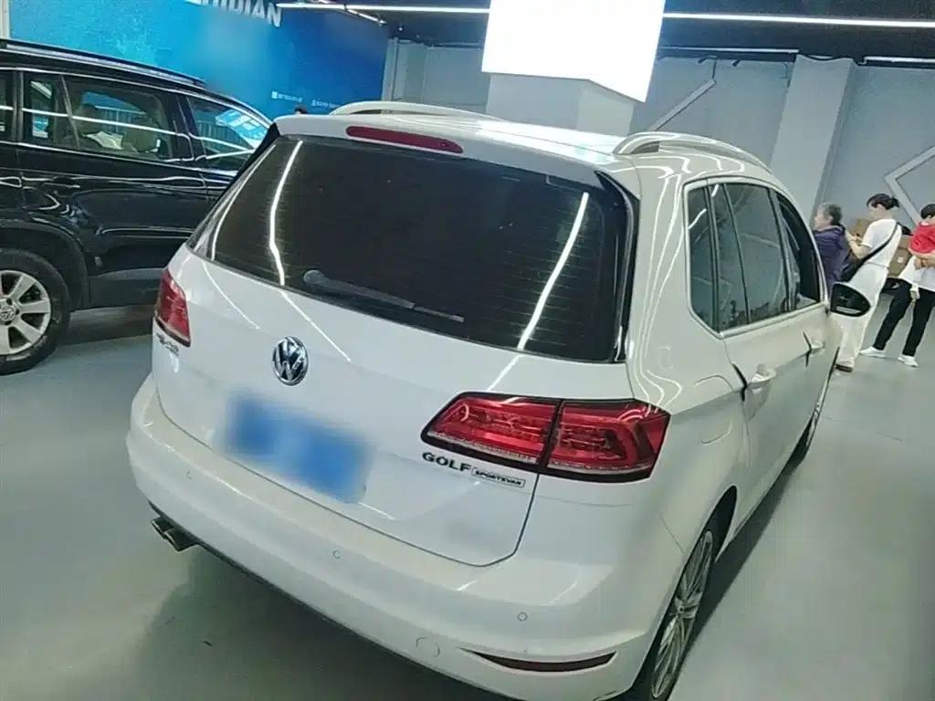 Golf Sportsvan 2016 280TSI Automatic Luxury — миниатюра 7