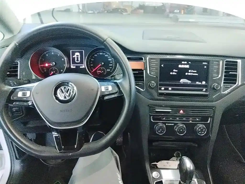 Golf Sportsvan 2016 280TSI Automatic Luxury — миниатюра 10