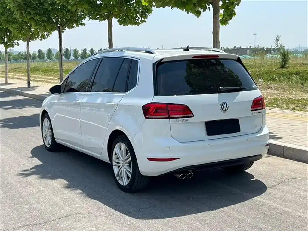 Golf Sportsvan 2016 280TSI Automatic Luxury — миниатюра 23