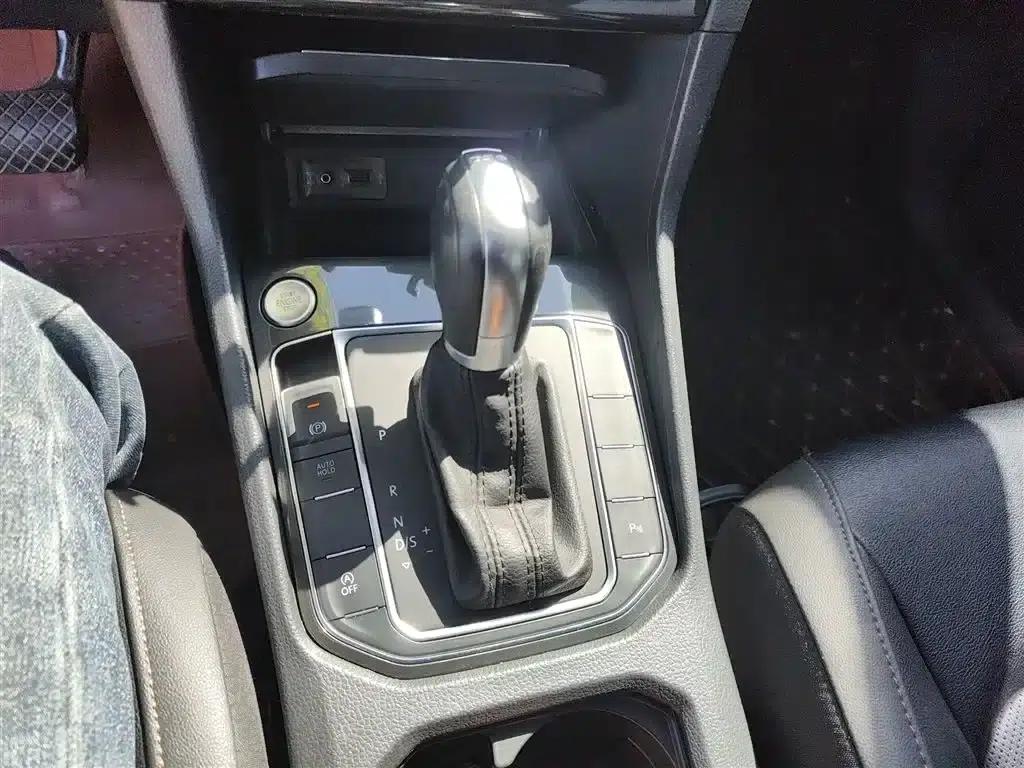 Golf Sportsvan 2016 280TSI Automatic Luxury — миниатюра 7