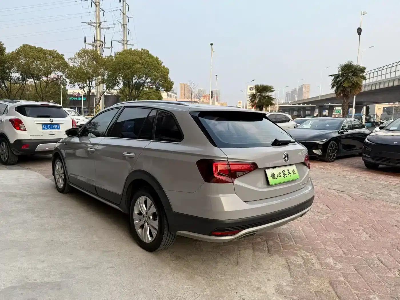 C-TREK 2017 1.6L Automatic Comfort Model — миниатюра 9