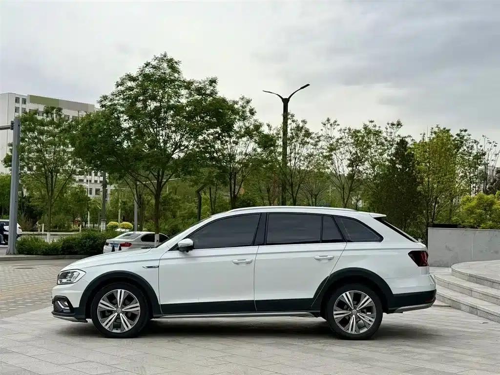 C-TREK 2018 1.5L Automatic Comfort Model — миниатюра 8