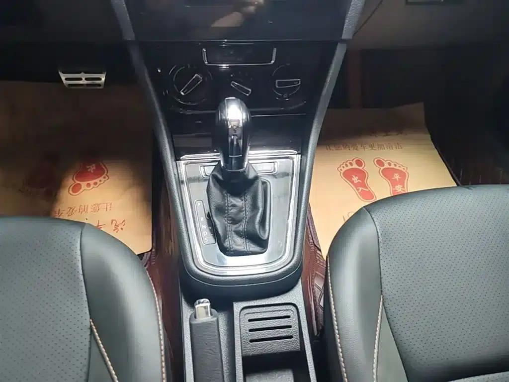 C-TREK 2017 1.6L Automatic Comfort Model — миниатюра 14