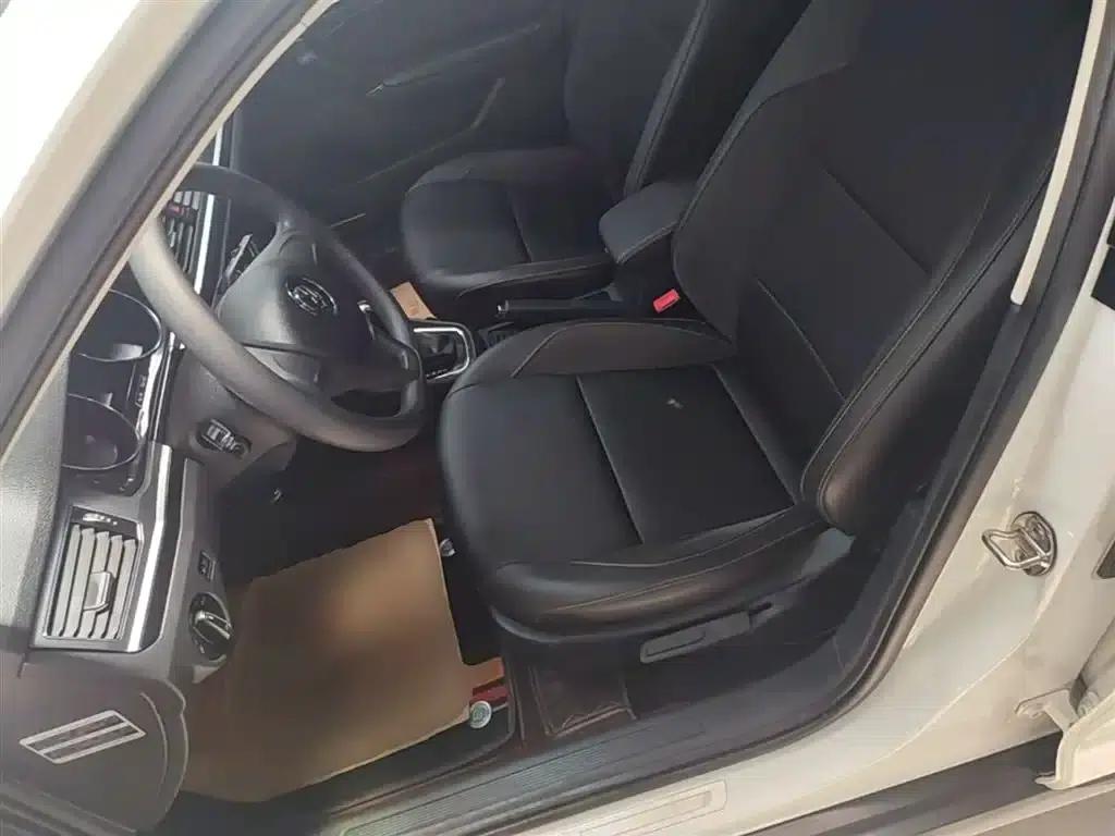 C-TREK 2017 1.6L Automatic Comfort Model — миниатюра 15