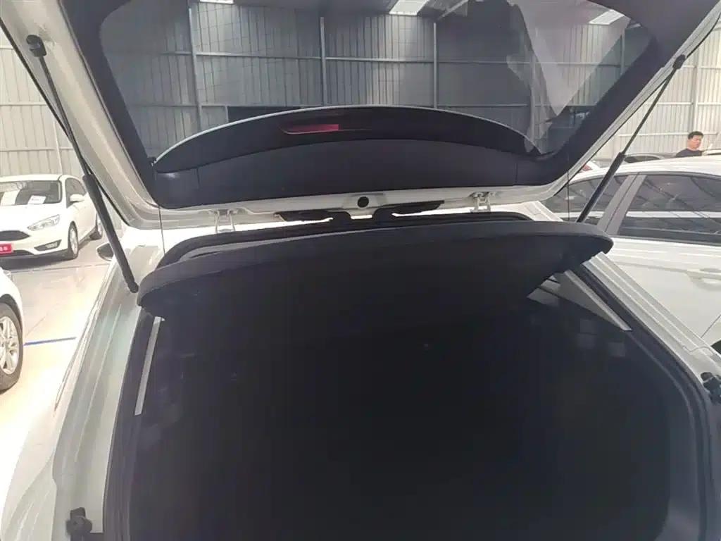 C-TREK 2017 1.6L Automatic Comfort Model — миниатюра 19