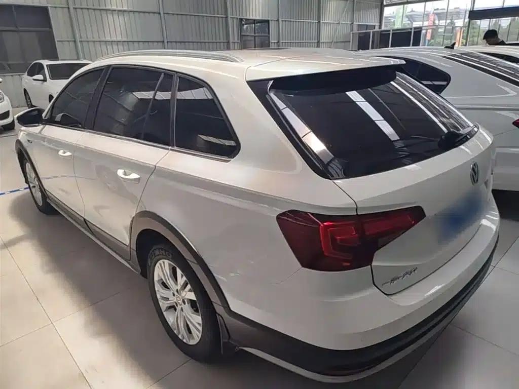 C-TREK 2017 1.6L Automatic Comfort Model — миниатюра 5
