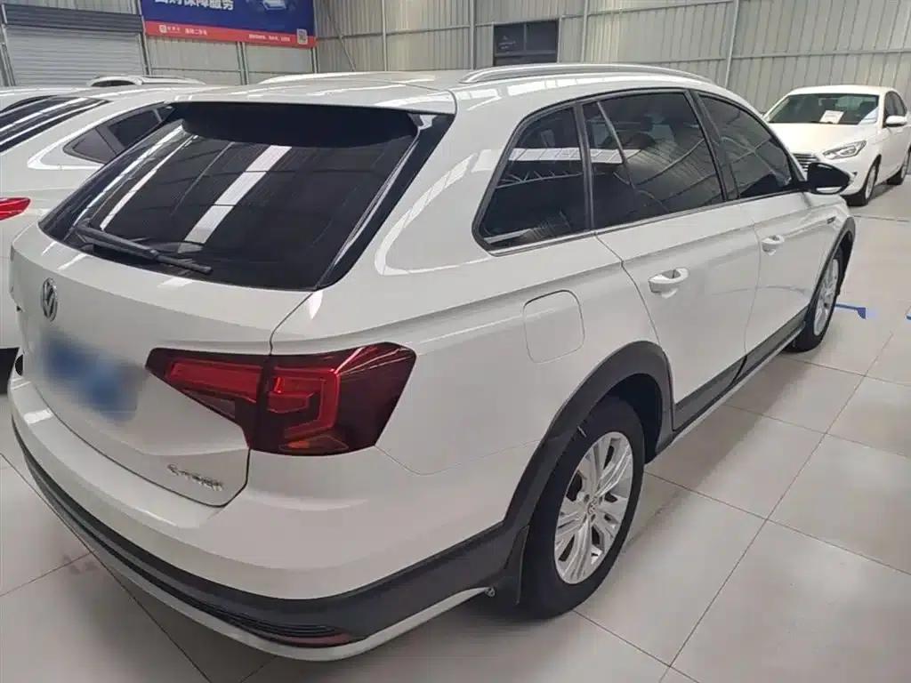 C-TREK 2017 1.6L Automatic Comfort Model — миниатюра 7