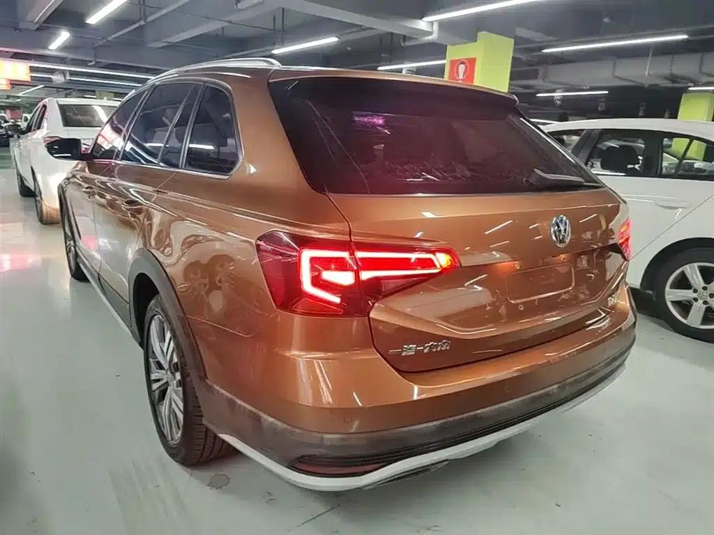 C-TREK 2017 230TSI DSG Luxury — миниатюра 23