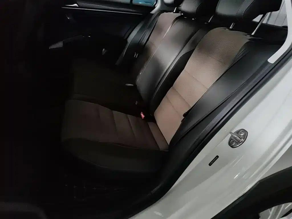 C-TREK 2018 1.5L Automatic Comfort Model — миниатюра 17