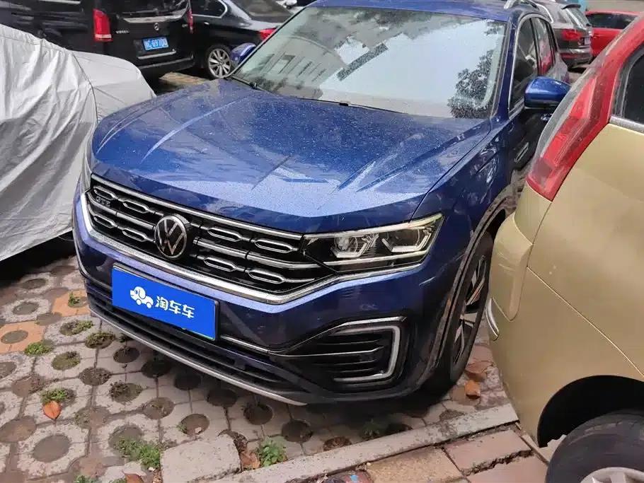 Tayron GTE Plug-in Hybrid 2020 1.4T Luxury Edition — миниатюра 1