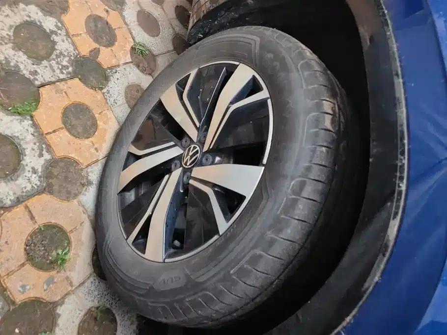 Tayron GTE Plug-in Hybrid 2020 1.4T Luxury Edition — миниатюра 6