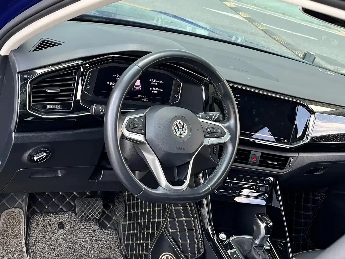 Tayron GTE Plug-in Hybrid 2020 1.4T Luxury Edition — миниатюра 11