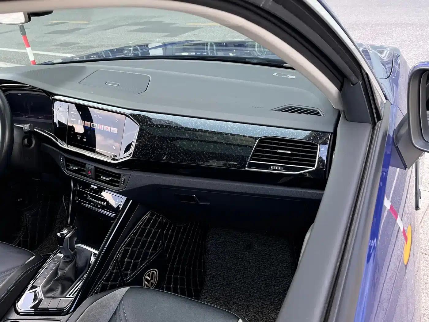 Tayron GTE Plug-in Hybrid 2020 1.4T Luxury Edition — миниатюра 17
