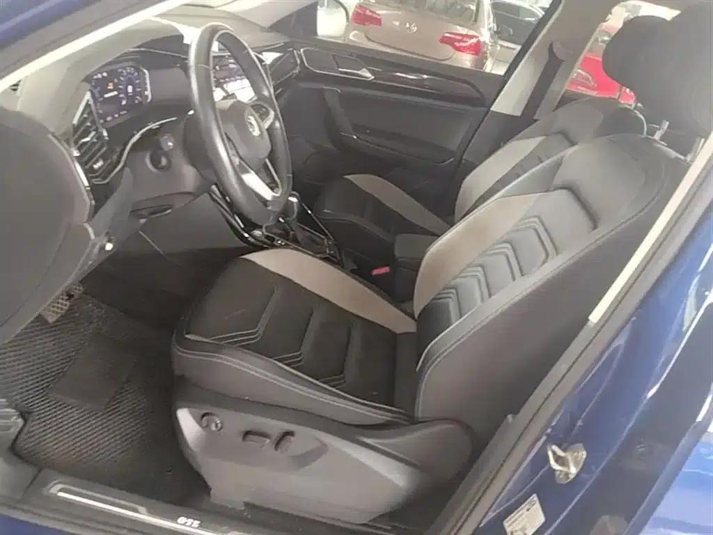 Tayron GTE Plug-in Hybrid 2020 1.4T Luxury Edition — миниатюра 15