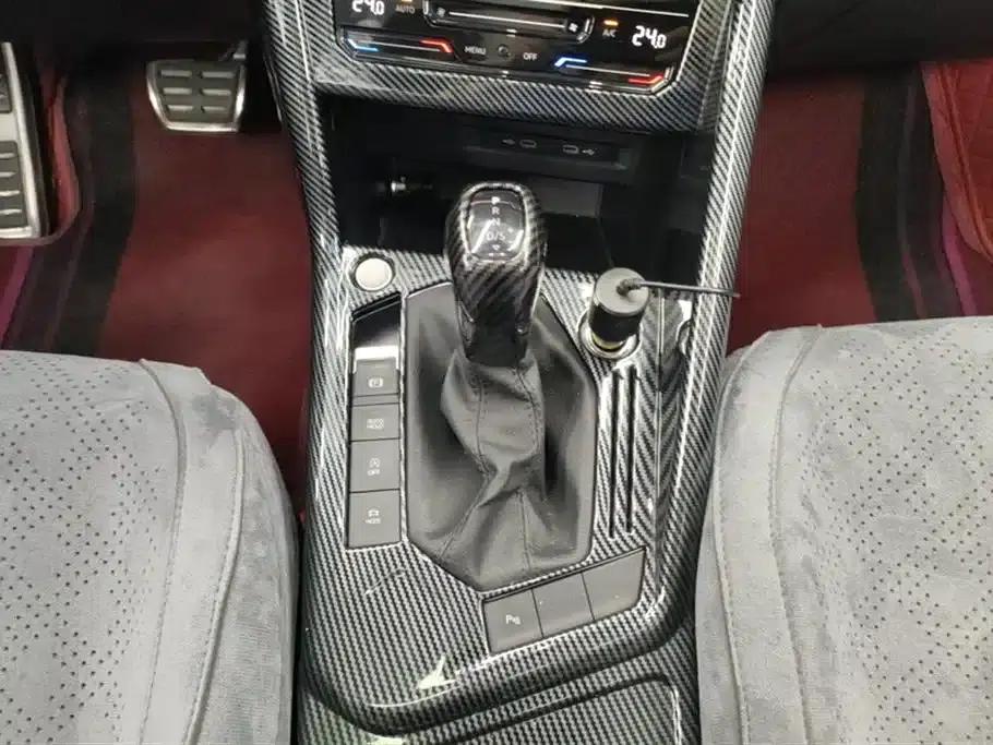 Tayron X 2023 330TSI 2WD Premium High-Performance Edition — миниатюра 16