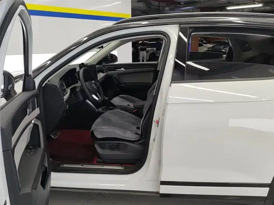 Tayron X 2023 330TSI 2WD Premium High-Performance Edition — миниатюра 9