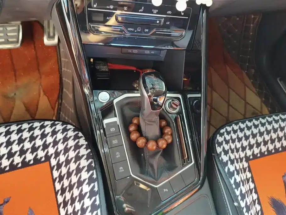Tayron X 2020 330TSI 2WD Premium Intelligent Edition — миниатюра 16