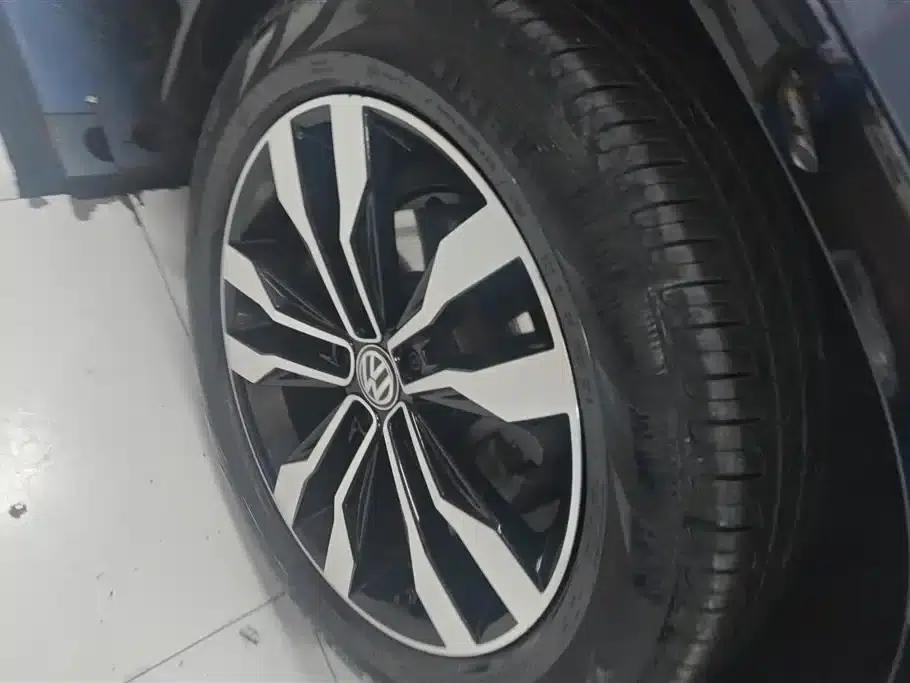 Tayron X 2020 380TSI AWD Premium Intelligent Edition — миниатюра 6