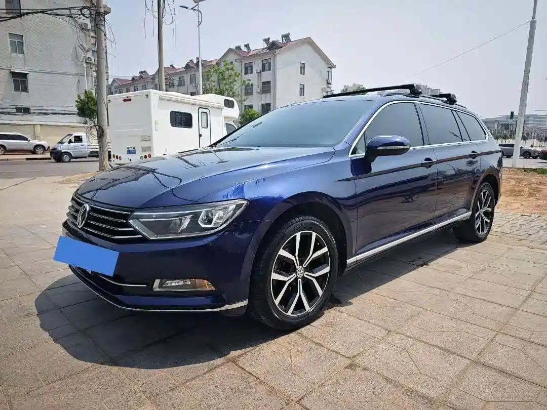 Passat Variant 2018 380TSI 2WD Comfortline — миниатюра 1