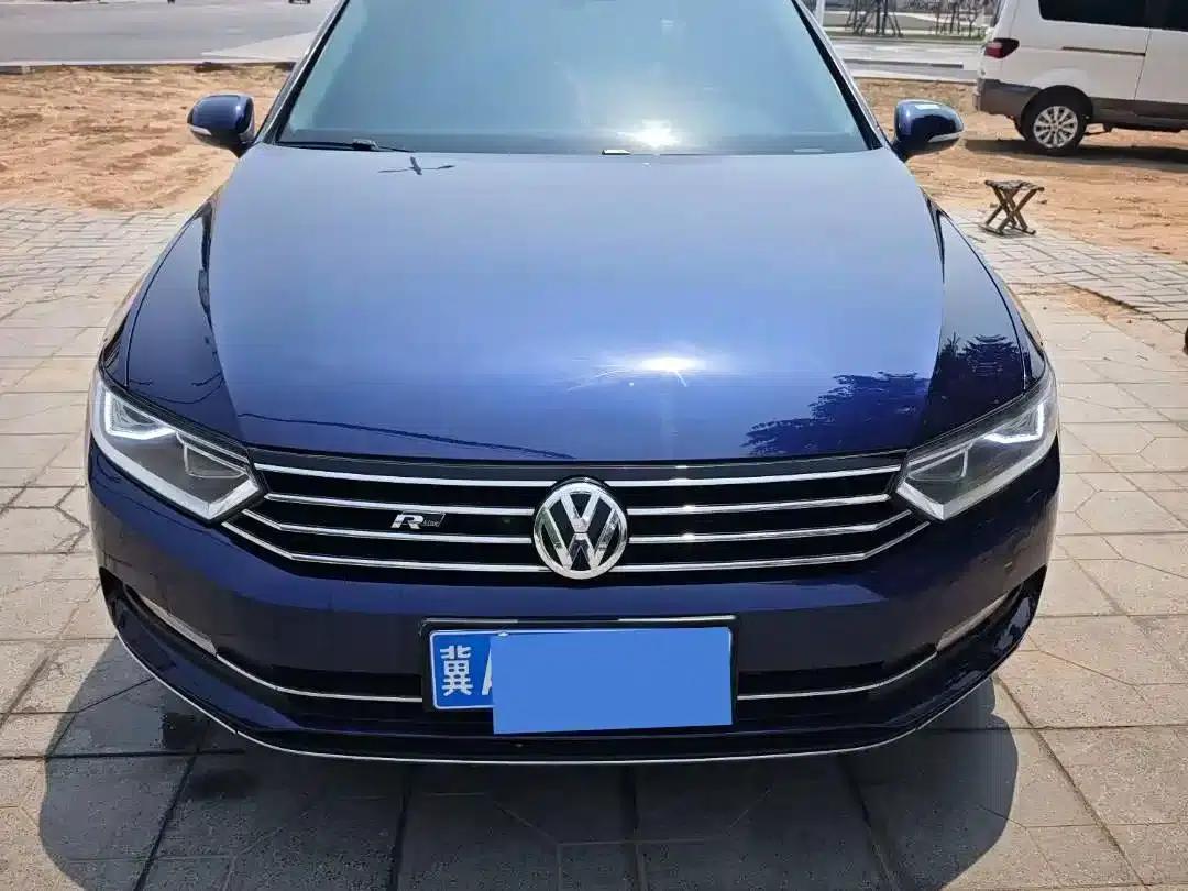 Passat Variant 2018 380TSI 2WD Comfortline — миниатюра 2