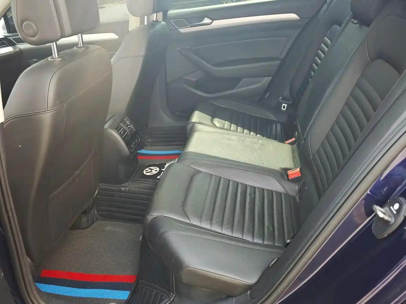 Passat Variant 2018 380TSI 2WD Comfortline — миниатюра 8