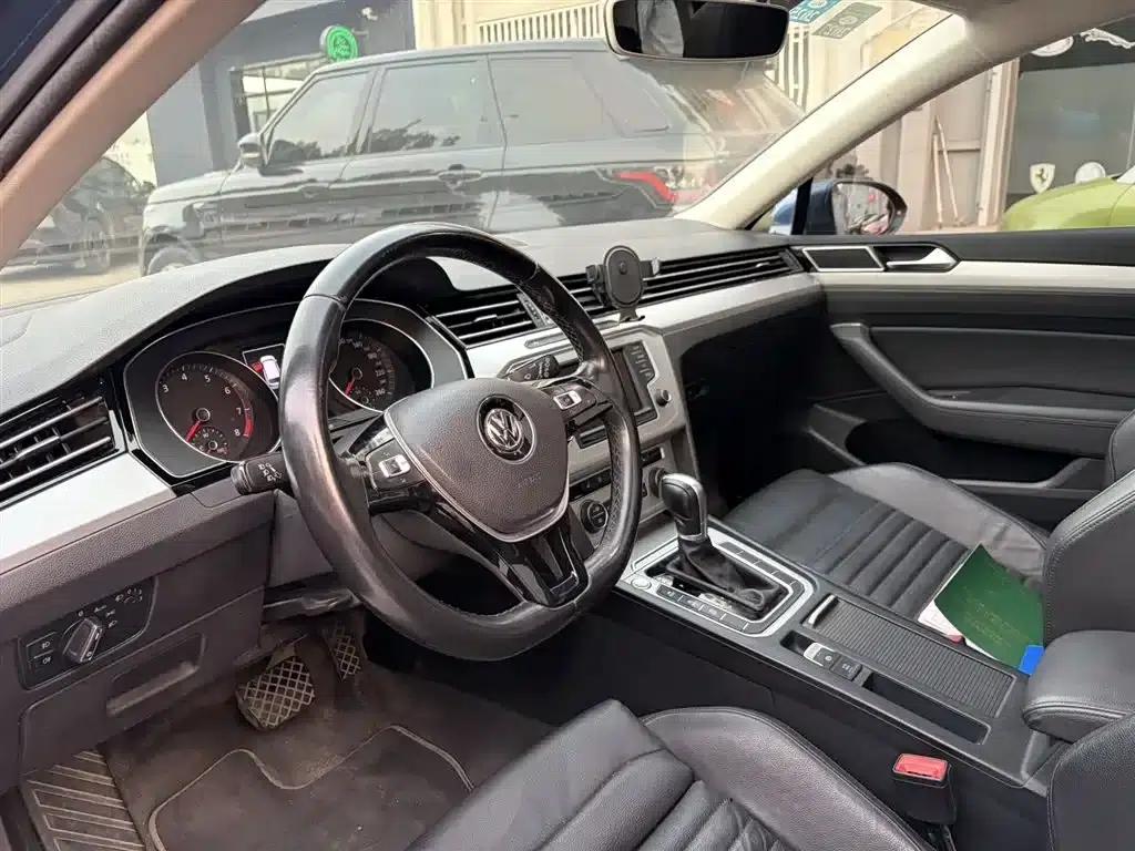 Passat Variant 2017 380TSI 2WD Comfortline — миниатюра 7