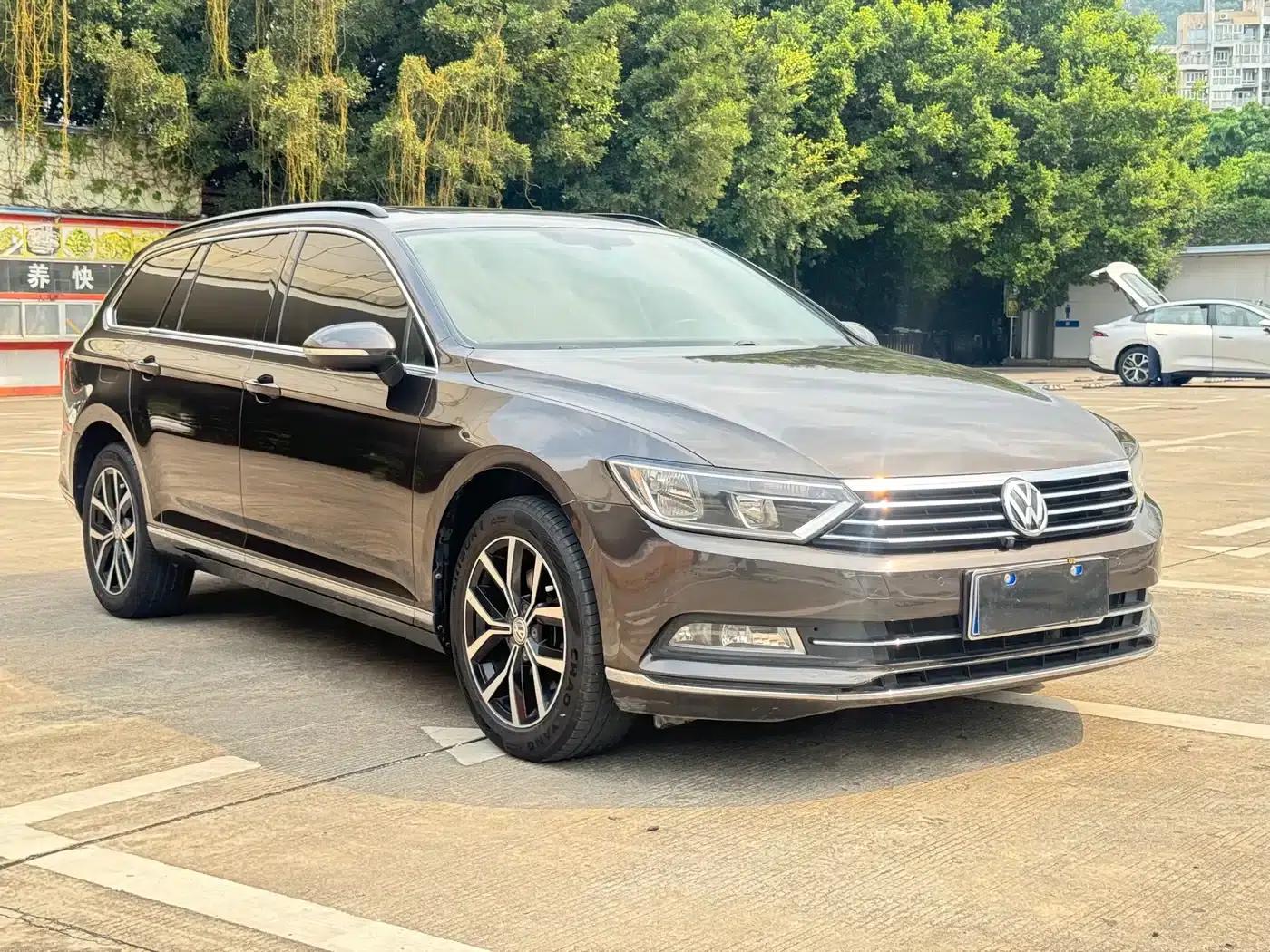 Passat Variant 2016 380TSI 2WD Comfortline — миниатюра 3