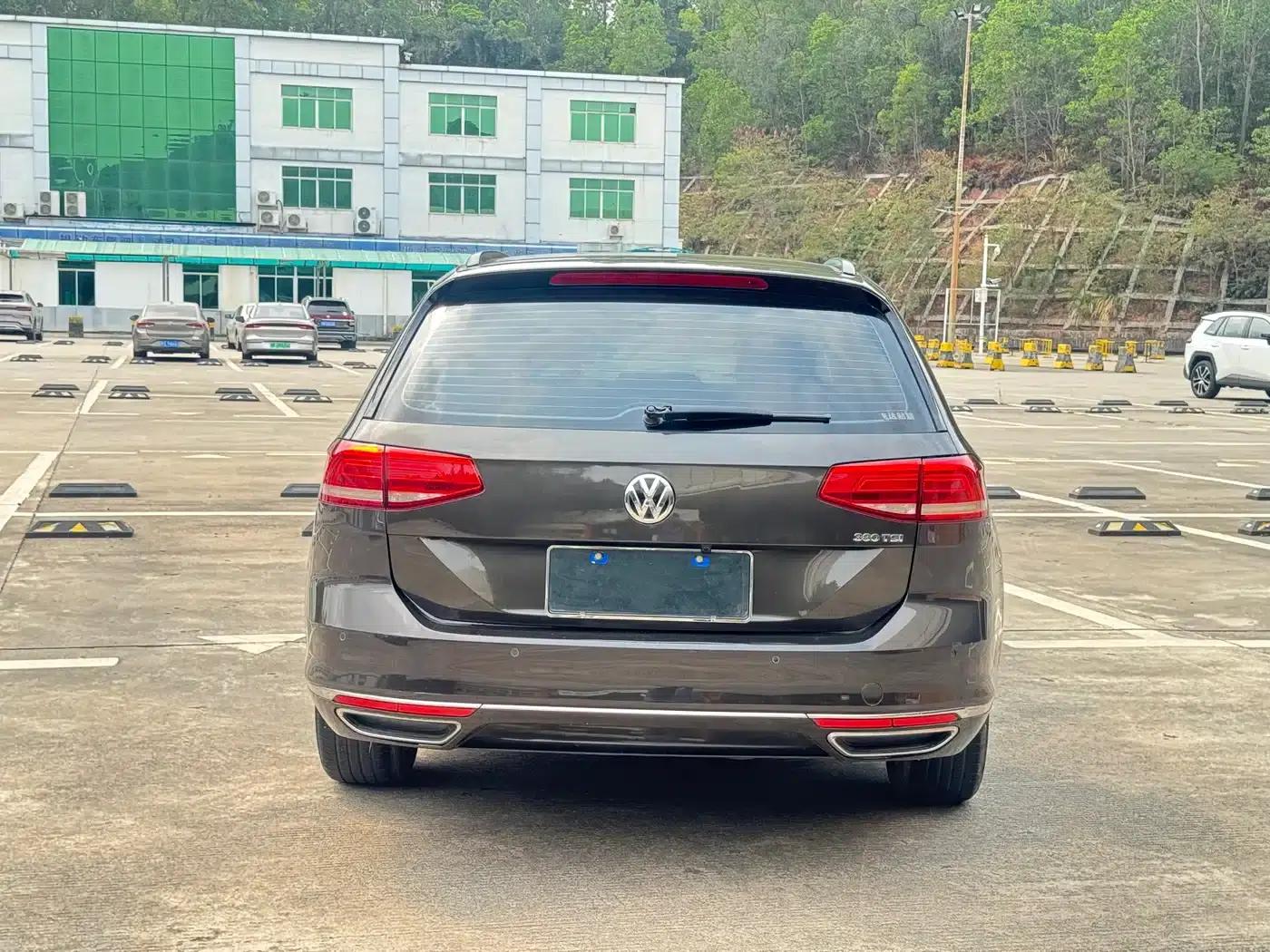 Passat Variant 2016 380TSI 2WD Comfortline — миниатюра 5