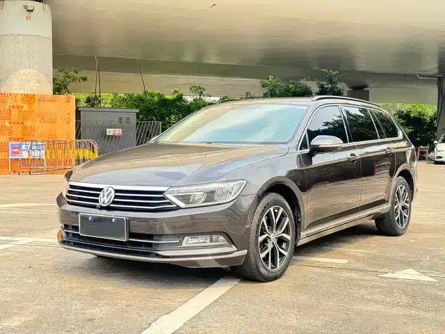 Passat Variant 2016 380TSI 2WD Comfortline