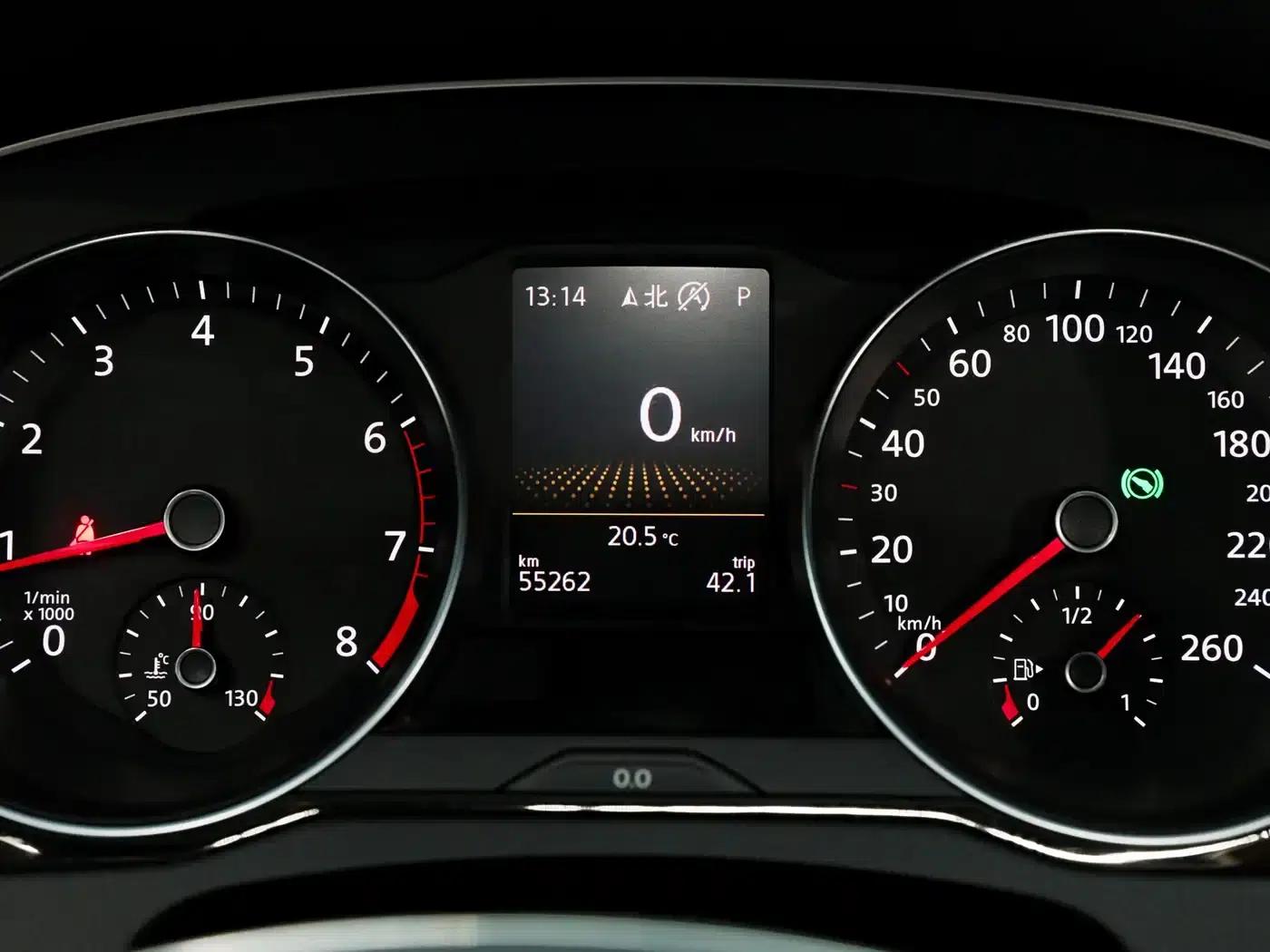 Passat Variant 2017 380TSI 2WD Comfortline — миниатюра 11