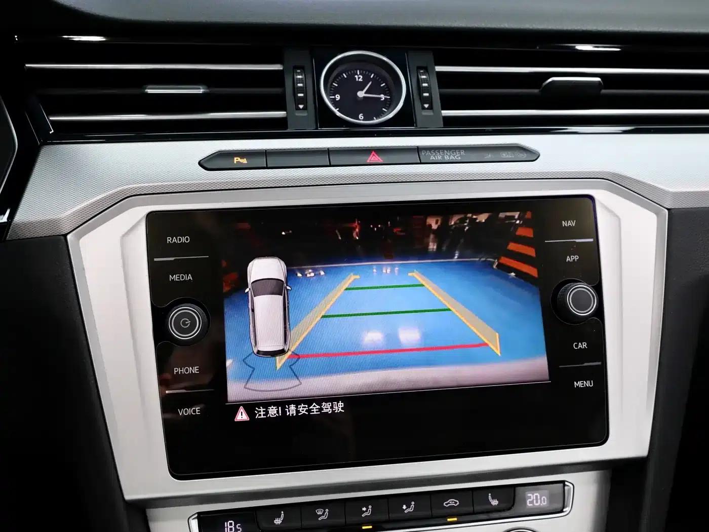 Passat Variant 2017 380TSI 2WD Comfortline — миниатюра 13