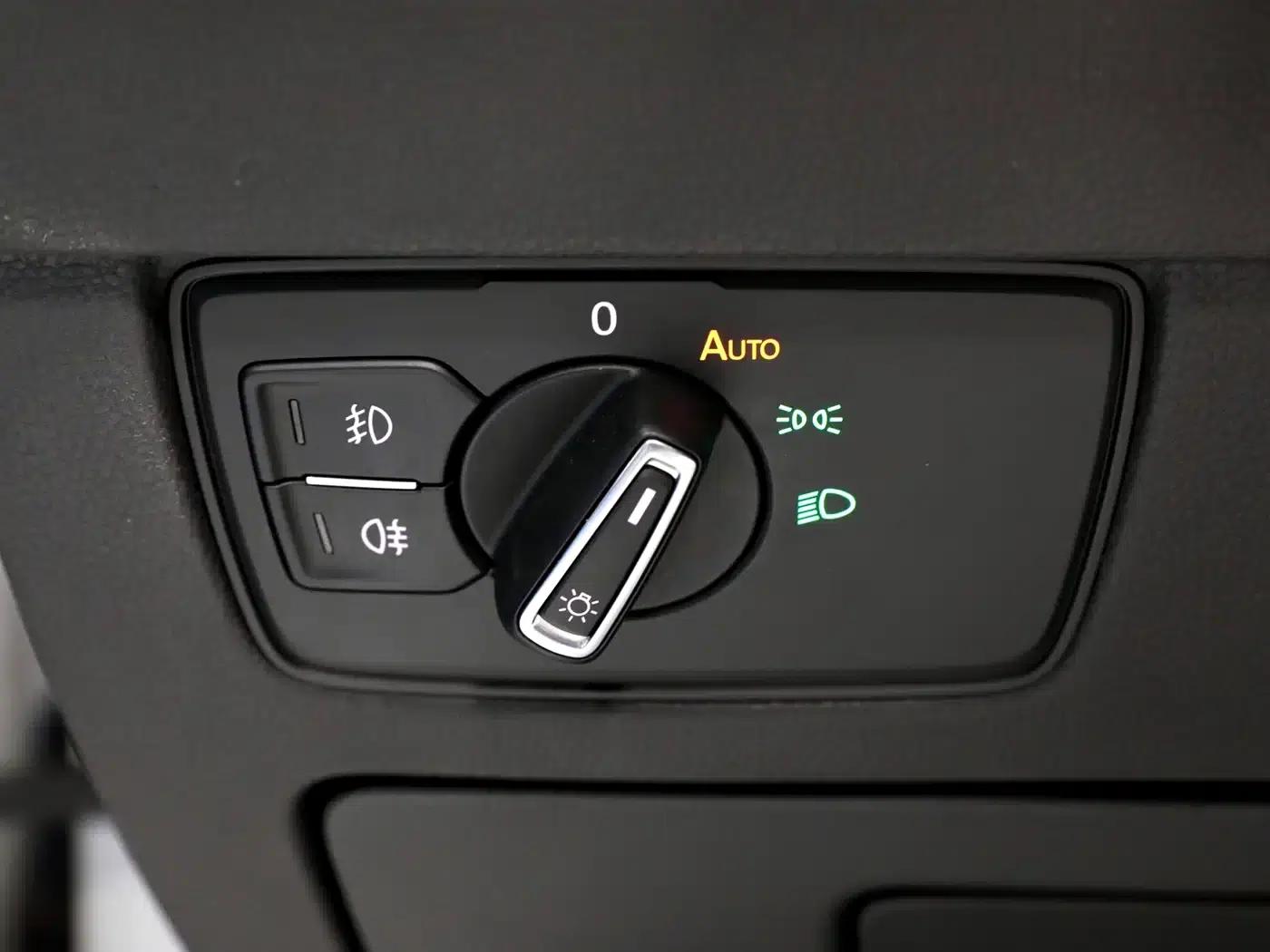 Passat Variant 2017 380TSI 2WD Comfortline — миниатюра 17