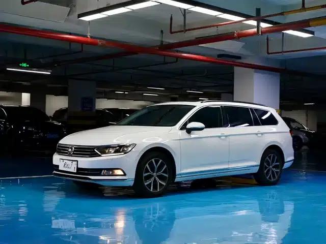 Passat Variant 2017 380TSI 2WD Comfortline