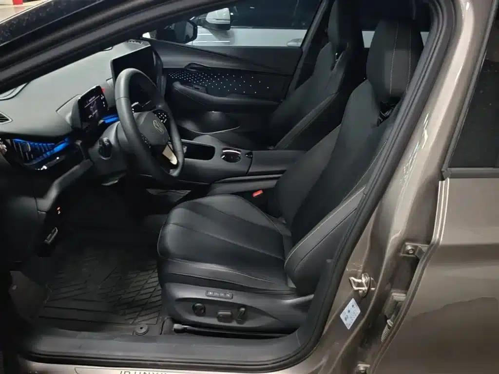 VW 06 2024 Facelift Ultra Long Range Edition — миниатюра 15
