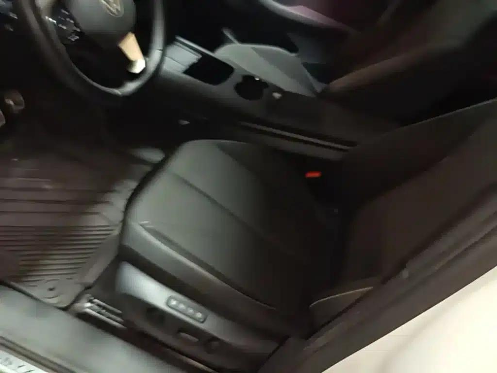 VW 06 2024 Facelift Pro Long Range Edition — миниатюра 15