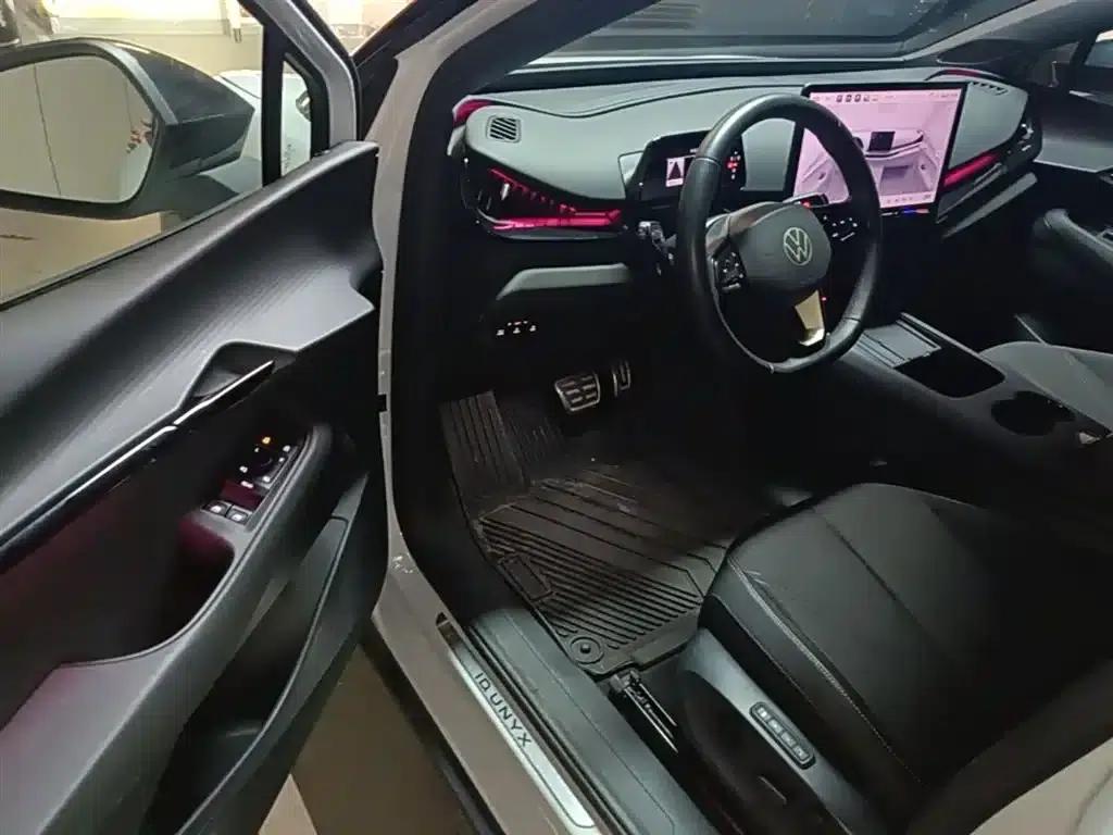 VW 06 2024 Facelift Pro Long Range Edition — миниатюра 16