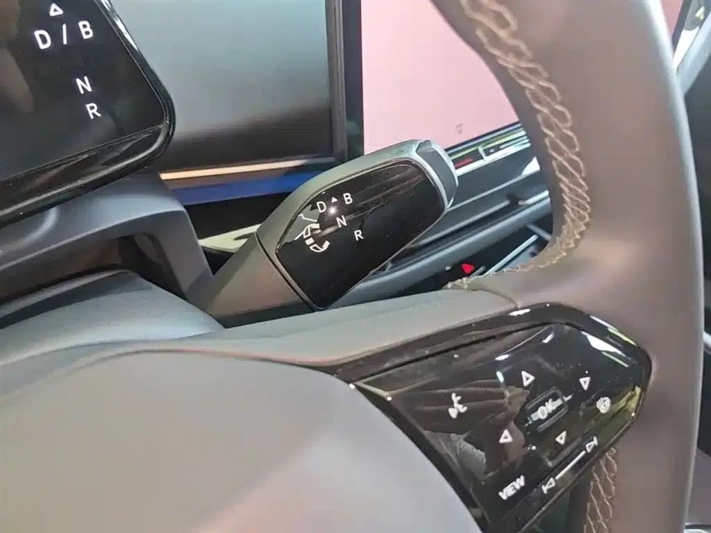 VW 06 2024 Facelift Ultra Long Range Edition — миниатюра 10